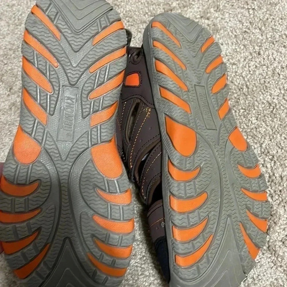 Khombu K-Comfort shoes size 6 brand new - Picture 3 of 3